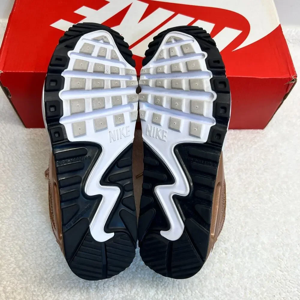 Nike Girls Sneakers Air Max 90 SE LTR (GS) Rose Gold Size 6.5Y